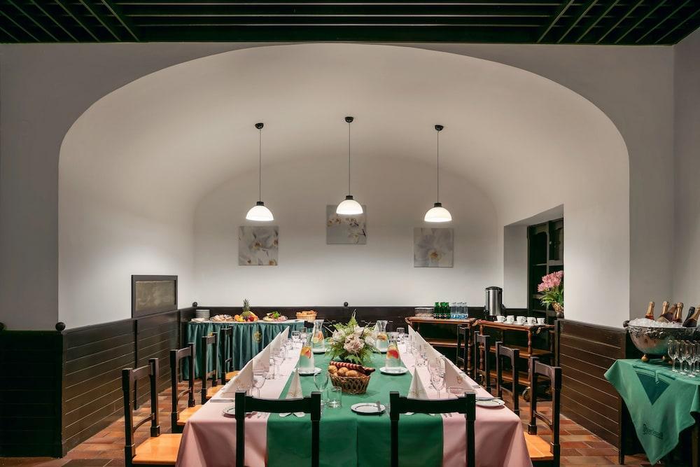 Ambassador Zlata Husa Prague Ngoại thất bức ảnh Restaurant
