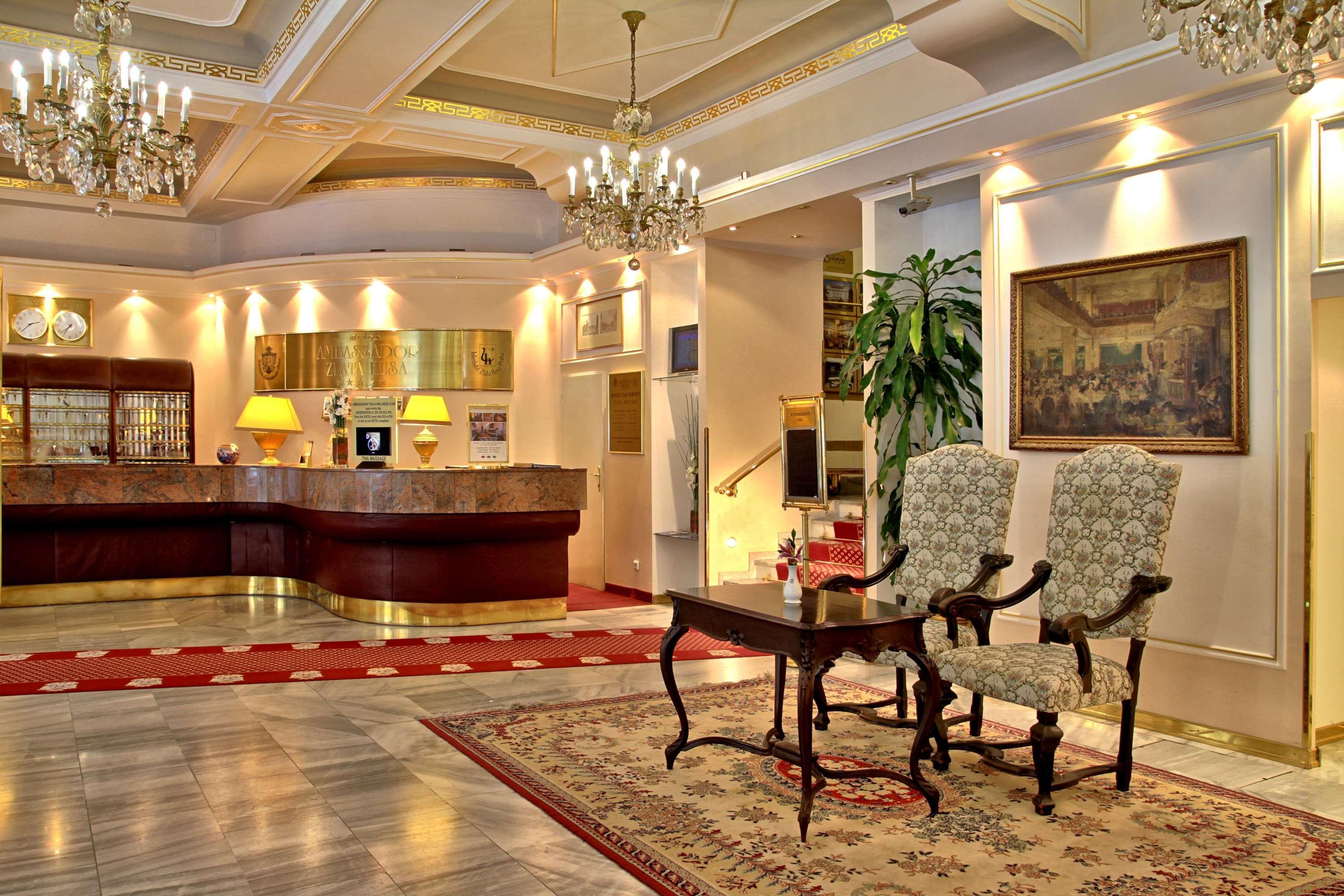 Ambassador Zlata Husa Prague Ngoại thất bức ảnh Lobby