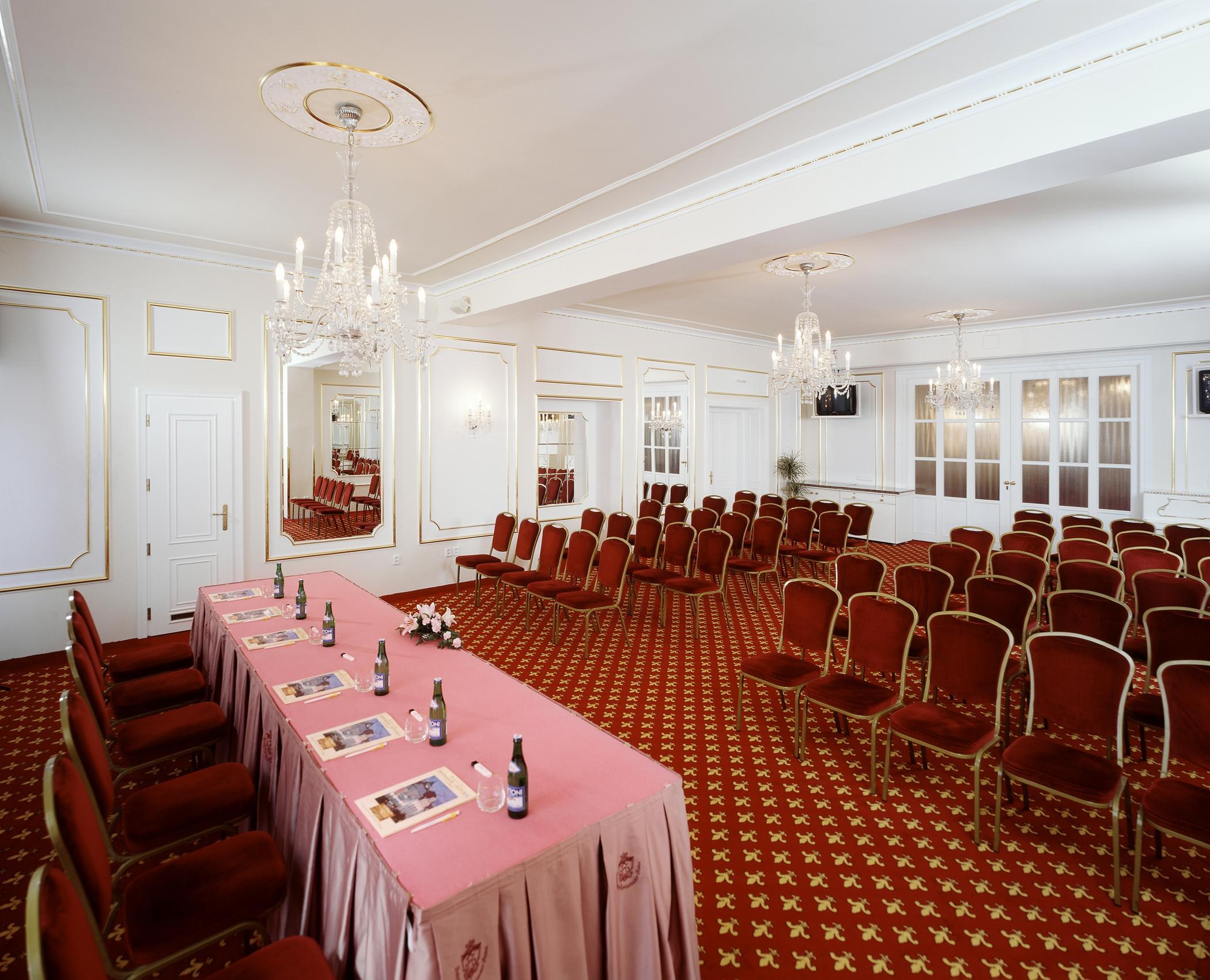 Ambassador Zlata Husa Prague Ngoại thất bức ảnh The ballroom