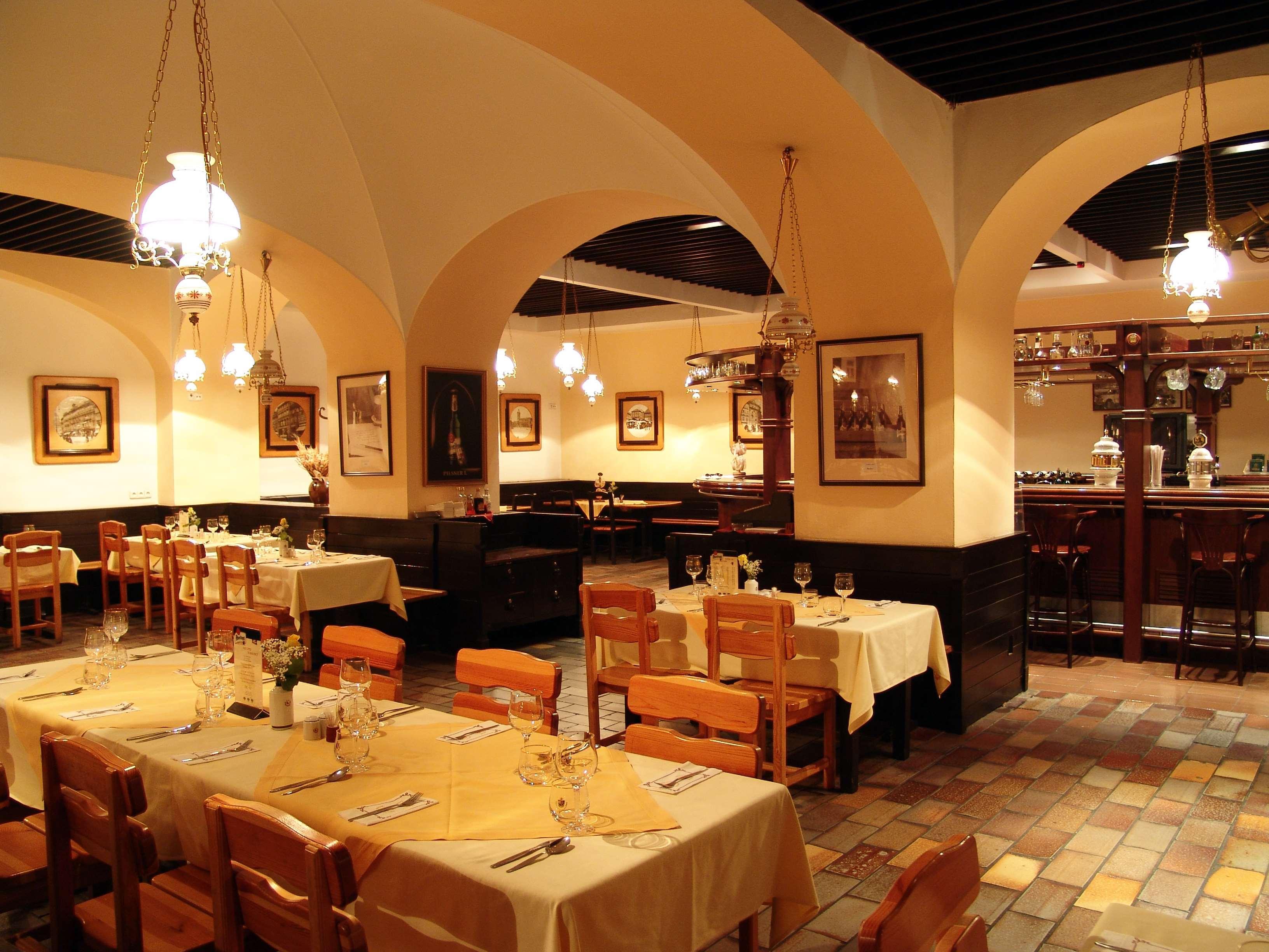Ambassador Zlata Husa Prague Ngoại thất bức ảnh Restaurant interior