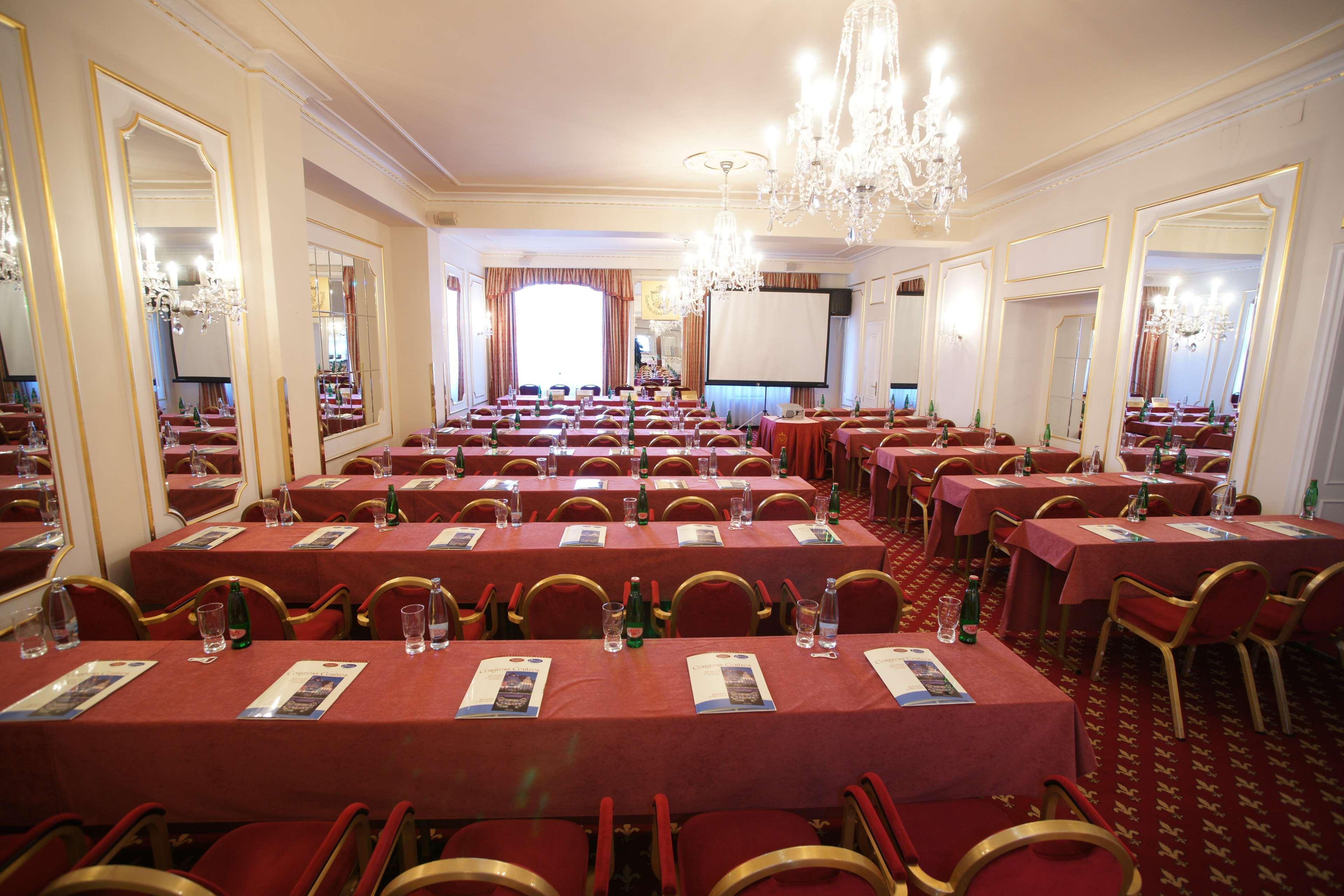 Ambassador Zlata Husa Prague Ngoại thất bức ảnh The conference room