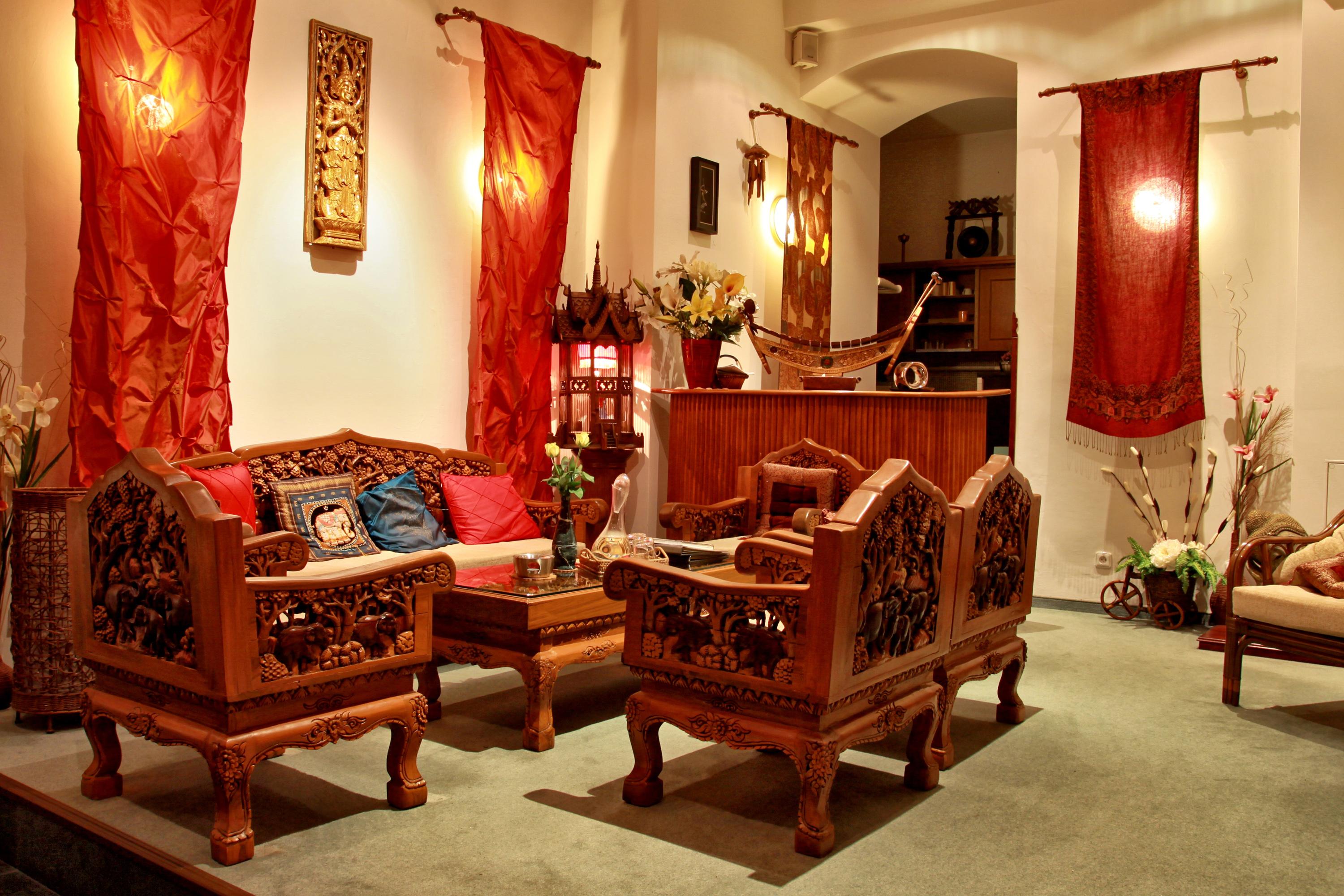 Ambassador Zlata Husa Prague Ngoại thất bức ảnh Thai style furniture