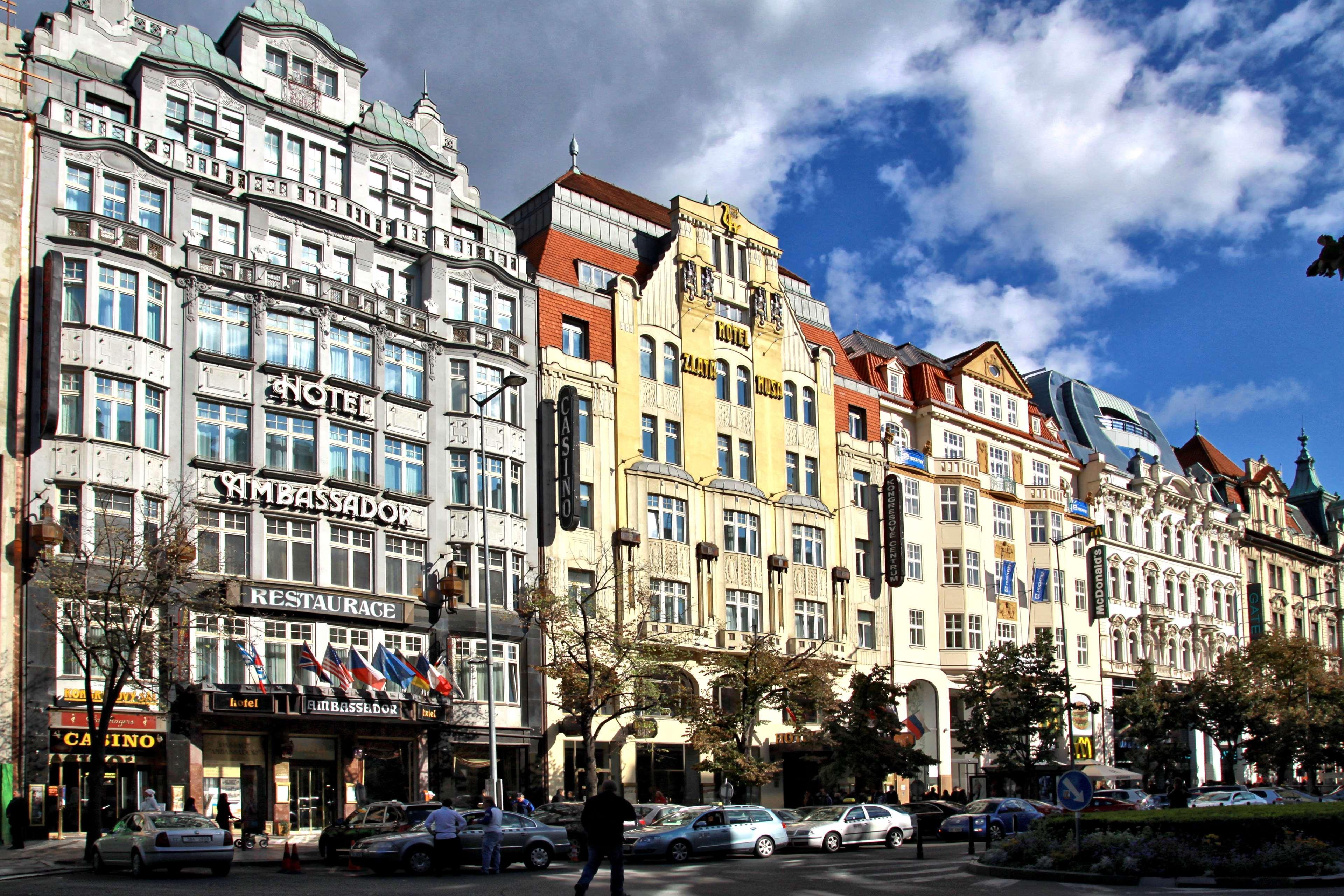 Ambassador Zlata Husa Prague Ngoại thất bức ảnh The Kaiserstraße